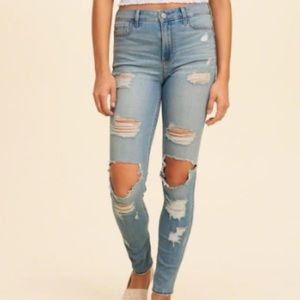 Hollister Super Skinny, High Rise, Ripped Jeans